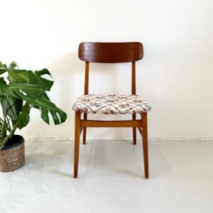 Lækker teak stol fra 1960’erne 🍂