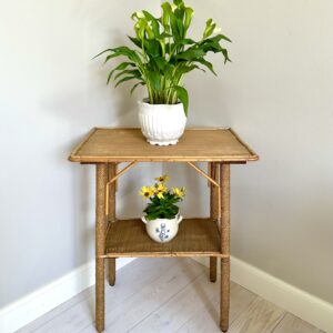 Skønt vintage rattanbord 🍂