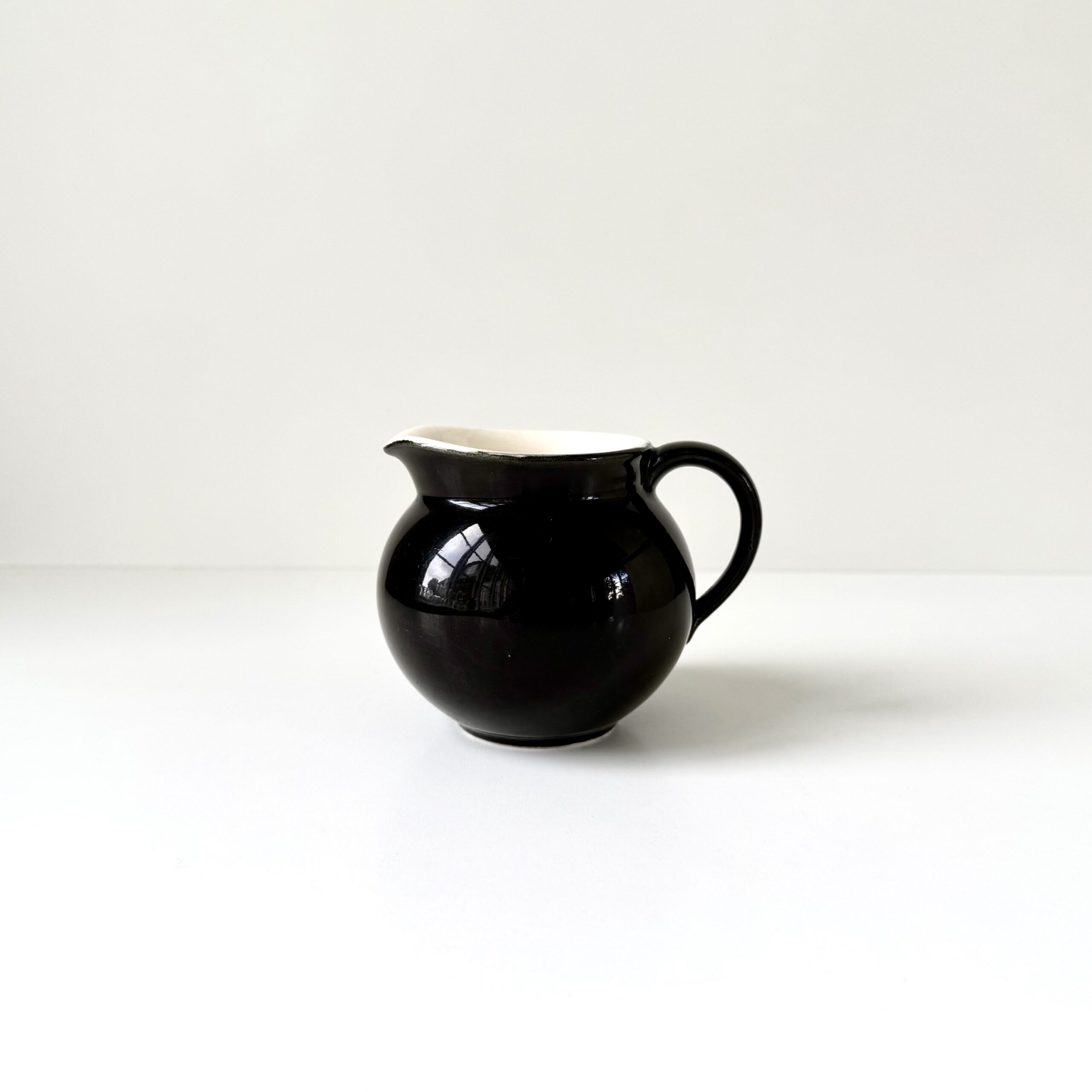 Sort Confetti flødekande ▪️