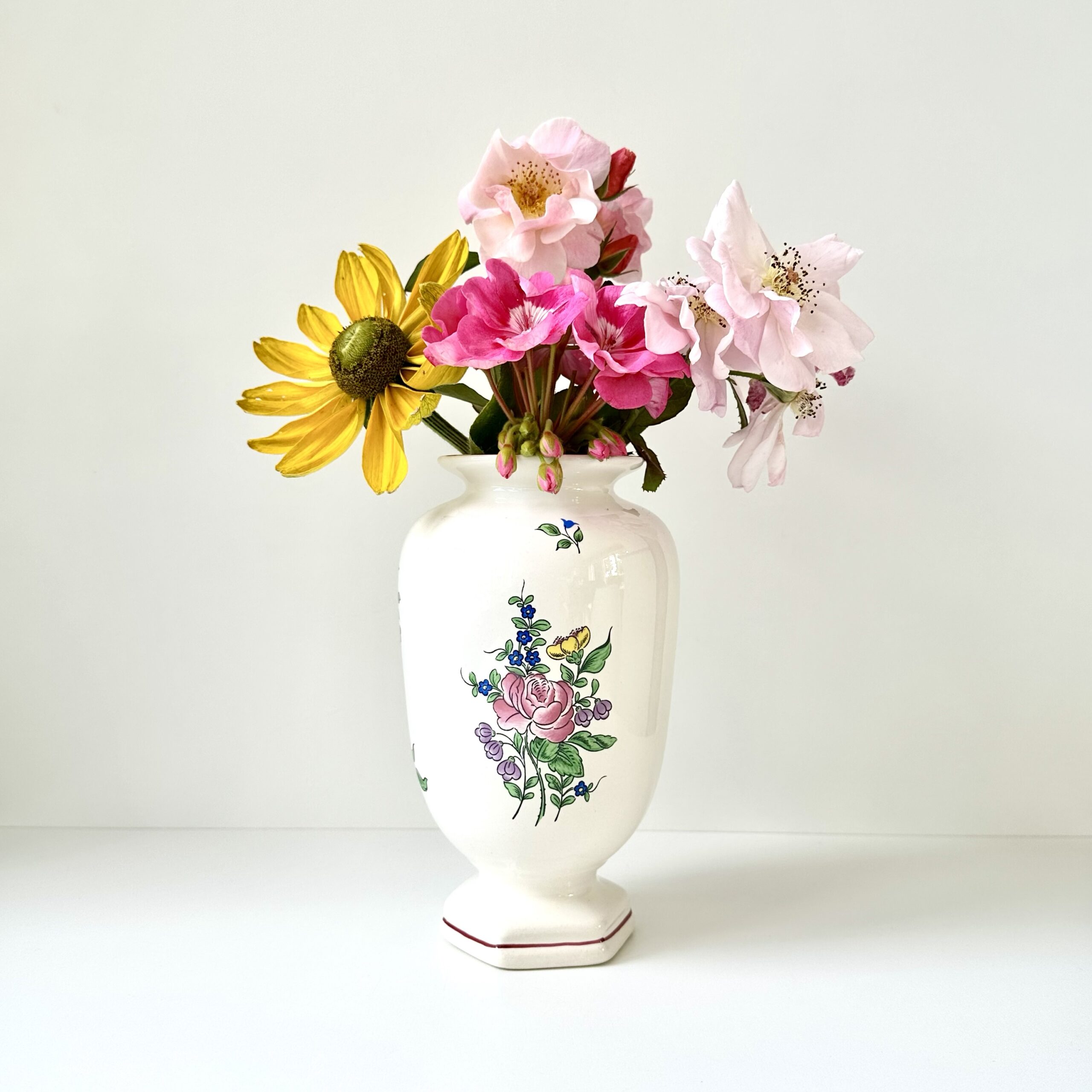 Lunéville vase i fransk fajance 🌸
